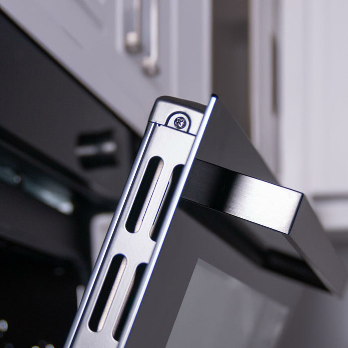 V3HF12F50E1A0C99662BE549DBA623E01A8R5576828P9