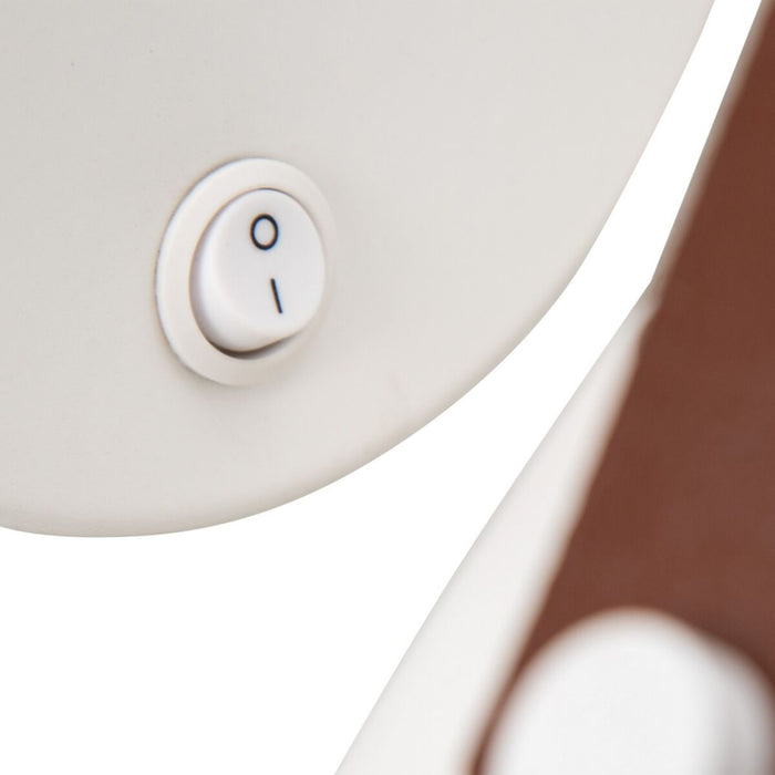 V5H9B986110F46D228D142A001235C64D0FR2453500P2